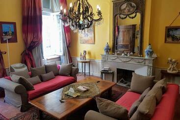 游客公寓 Nice Apt With Loggia In Aix En Provence