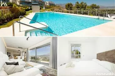 Ferienwohnungen Modern Holiday Apartment With Incredible Sea Views In La Cala De Mijas