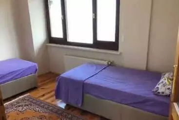 ツーリストアパートメント Murat Hause Vi̇lla