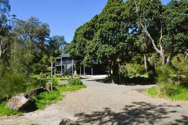 Жильё для туристов Alkira Hat Head