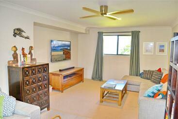 Apartamentos turísticos Banana Bird   Bring Your Own Linen