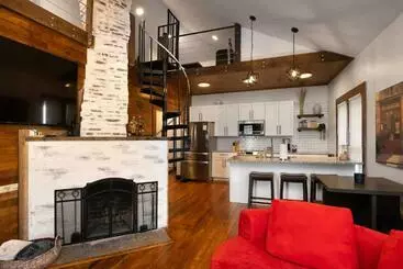 ツーリストアパートメント The Sunset Cottage By Ark   Lovely 3 Bedroom Home