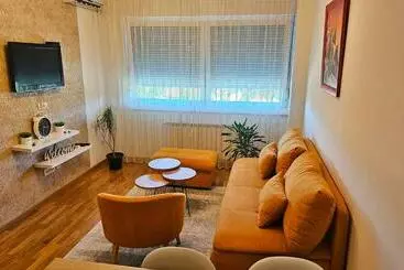 آپارتمان‌های توریست‌ها Apartman Filipović