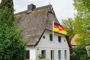 Turistihuoneistot Ferienwohnung Am Sandbarg