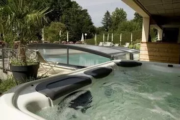 فندق Logis Hôtel Auberge De L Etang