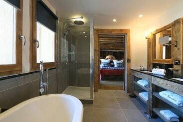 호텔 La Bouitte   Hôtel Relais & Châteaux