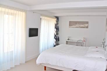 ホテル Manoir Dalmore