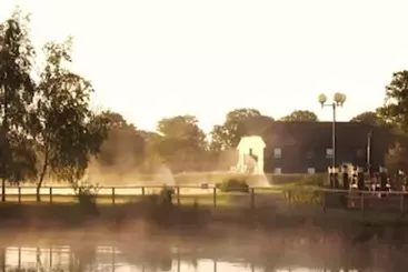 בית מלון כפרי Weald Of Kent Golf Course And