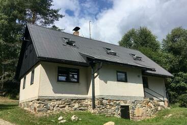 شقق خاصة سياحية Chalupa Pod Sjezdovkou