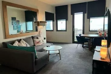 Apartamentos turísticos Lovely 2 Bedroom Apartment, Breathtaking View!