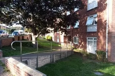 Apartaments turístics 1 Bed Apartment In Bridport Great Location