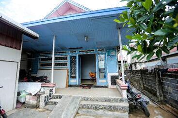 호텔 Pulau Laut Guest House By Oyo Rooms