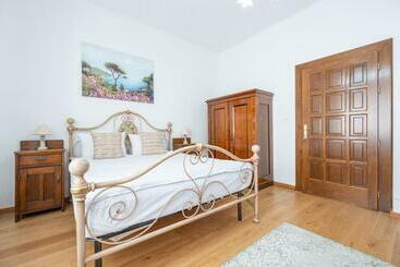 پانسیون Casa Bella