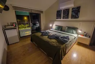 ベッドアンドブレックファースト Eden Nest Exclusive