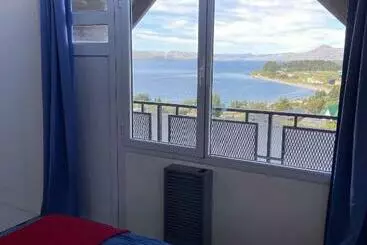 آپارتمان‌های توریست‌ها Bungalo Vista Al Lago Y Parrilla