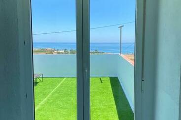 דירות לתיירים Countryside House With Sea View Near The Beach