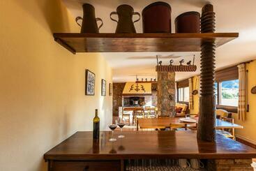 Apartamentos turísticos La Vileta   Cornudella De Montsant