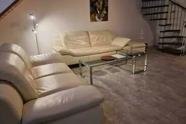 Turistihuoneistot B01 Apartment Between Cologne & Bonn With Nature Access