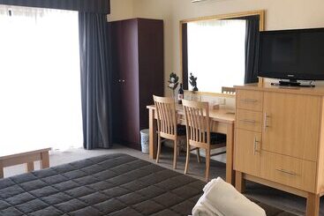 Turners Vineyard Motel