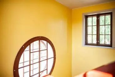 ホテル Matkustajakoti Ykspihlaja