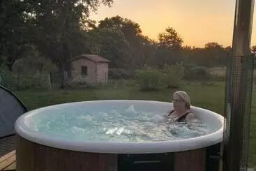 Bed & Breakfast Auberge La Marchadaine