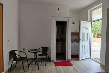 ツーリストアパートメント Apartman Angelina