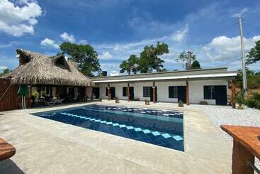 ホテル Finca Campestre Las Heliconias