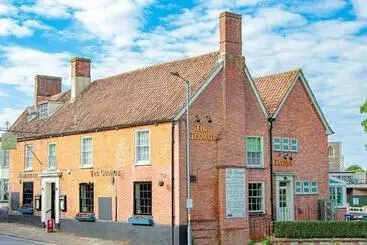 The George Hotel, Dereham