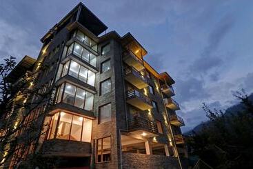 בית מלון כפרי Treebo Premium Sattva With Mountain View