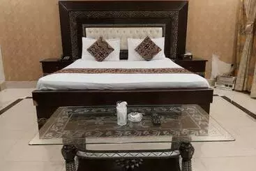 ペンション Visit Inn One