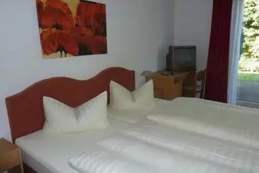 هتل Grüner Jäger