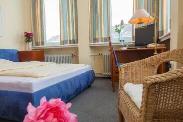 فندق Senator Marina