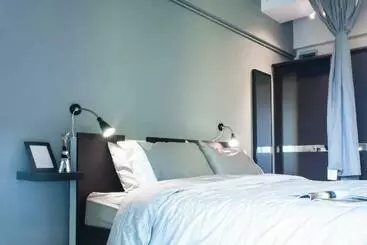 Hotel A18