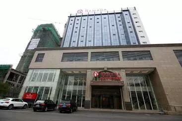 Hotel Ramada By Wyndham Suzhou Wujiang