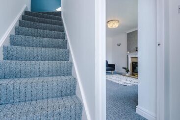 Apartamenty turystyczne Family Friendly 3 Bed Home Free Parking On Site