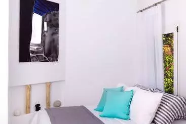 Appartements touristiques Bay Bees Sea View Suites & Homes