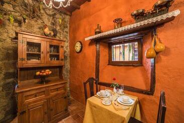 هتل Emblematico San Marcos