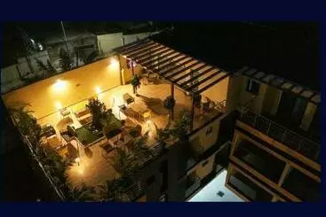 هتل Abidjan Luxury Residence