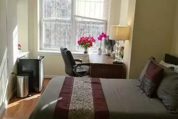 ペンション Most Economical Room In Center Washington Dc