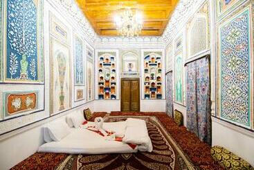 酒店 Bukhara Zaringiz