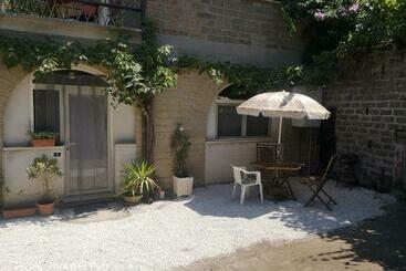 住宿加早餐  Ape Regina Agriturismo 2 Montelarco