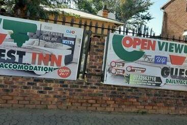 Pensió Open View Guest Inn