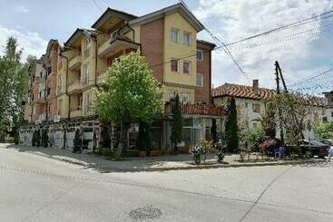 Пансион Centrrooms Ds