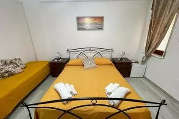 Pension Donnabella House
