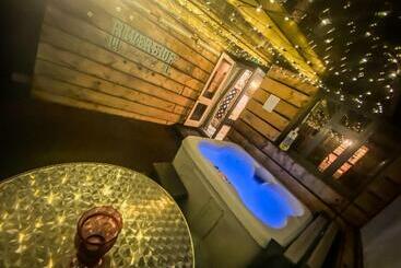 아파트호텔 The Terrace At Riverside Suites