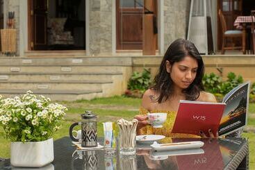 منتجع W15 Lake Gregory