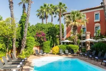 Hotel Hôtel L Arena