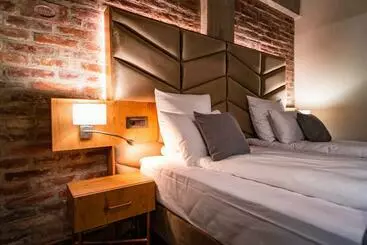 Hotel Mustang Boutique Rooms