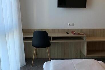 Bernstein Motel Marchegg