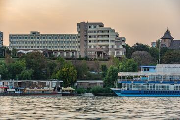 Faleza Hotel By Vega